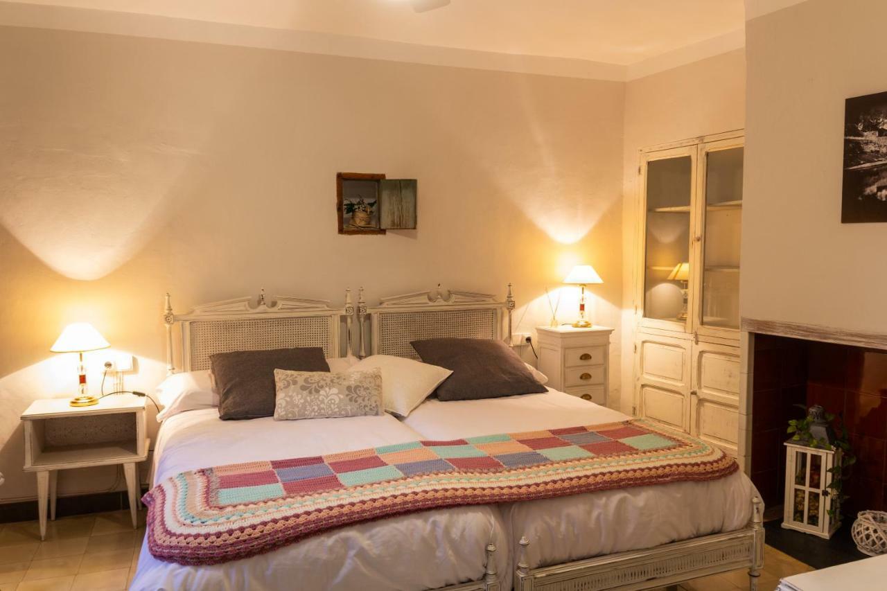 Casa Rosalia Apartment Ibi Bagian luar foto